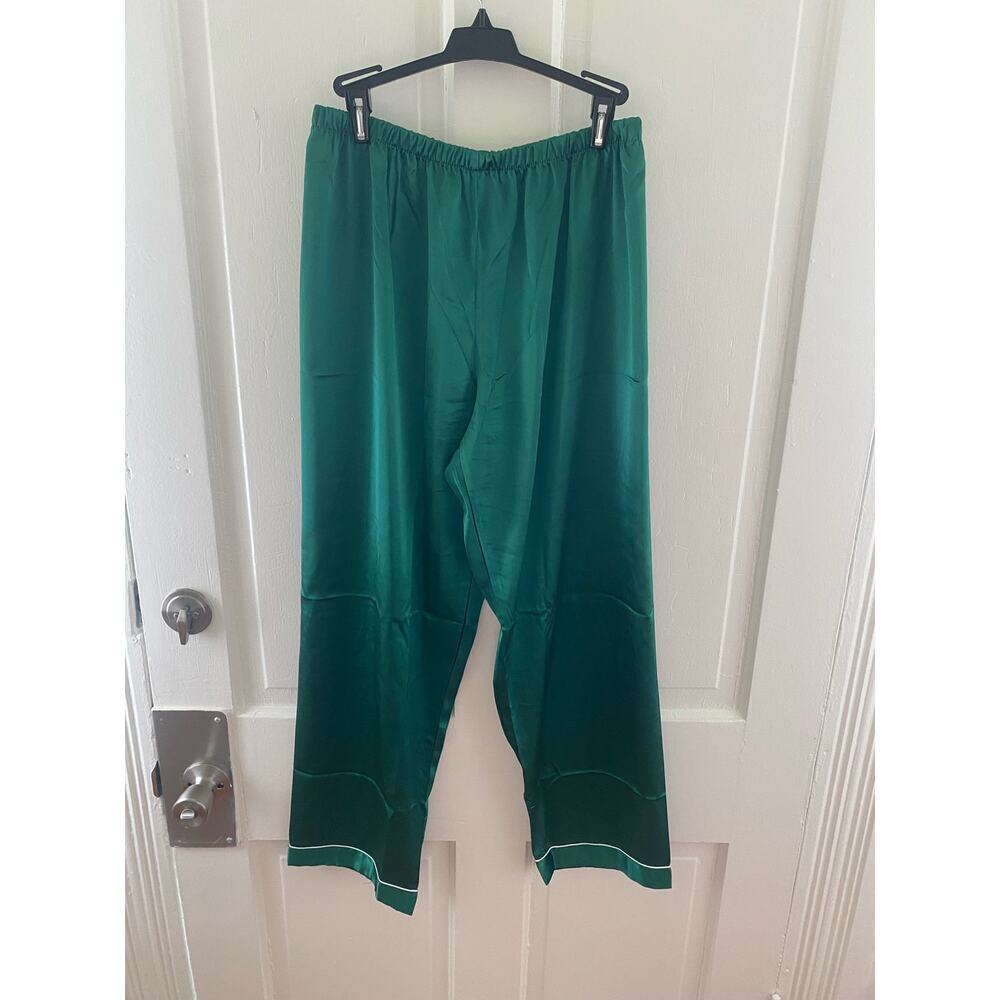 Ekouaer Women’s Size Small Pajama Set button down Christmas Green w/White Trim - Picture 2 of 7